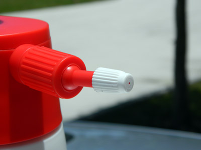 The plastic nozzle helps prevent degradation from built up product