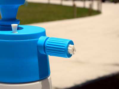 The adjustable nozzle allows you to choose your preferred stream.