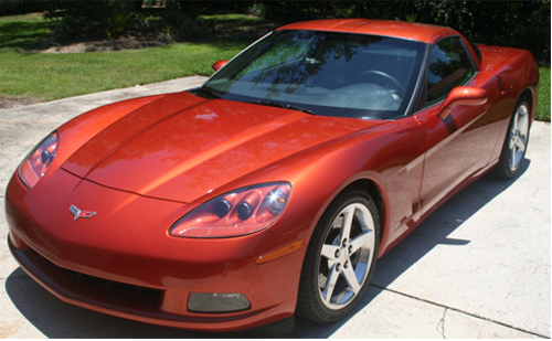 Souveran Wax brings out the orange highlights on this Sunset Orange Corvette.