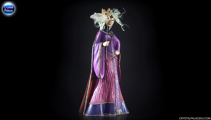 Disney Masquerade Snow White Evil Queen Couture de Force Figurine by Enesco 