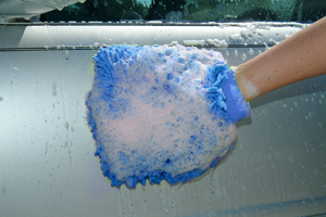 Wash your car with the Cobra Blue Micro-Chenille Wash Mitt!