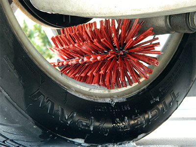 Speed Master PRO Wheel Brush cleans where other wheels cannot!