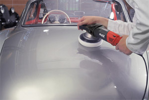 The FLEX Orbital Polisher leaves no holograms or cookie-cutting on large panels!