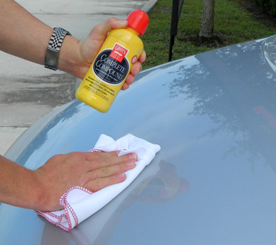 Griot's Garage 100% Cotton Buffing Cloths are ideal for use with polishes and compounds