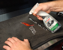Spray the carpet with SONAX Multi-Purpose Interior Cleaner onto the desired spot.