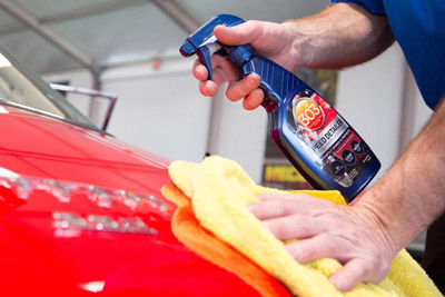 303 Automotive Speed Detailers works on every exterior surface - simply spray and wipe your way to a great shine!