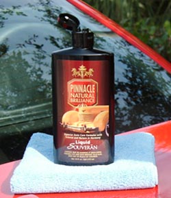 Pinnacle Liquid Souveran Wax closely replicates the look of our best car wax, Pinnacle Souveran Paste Wax.