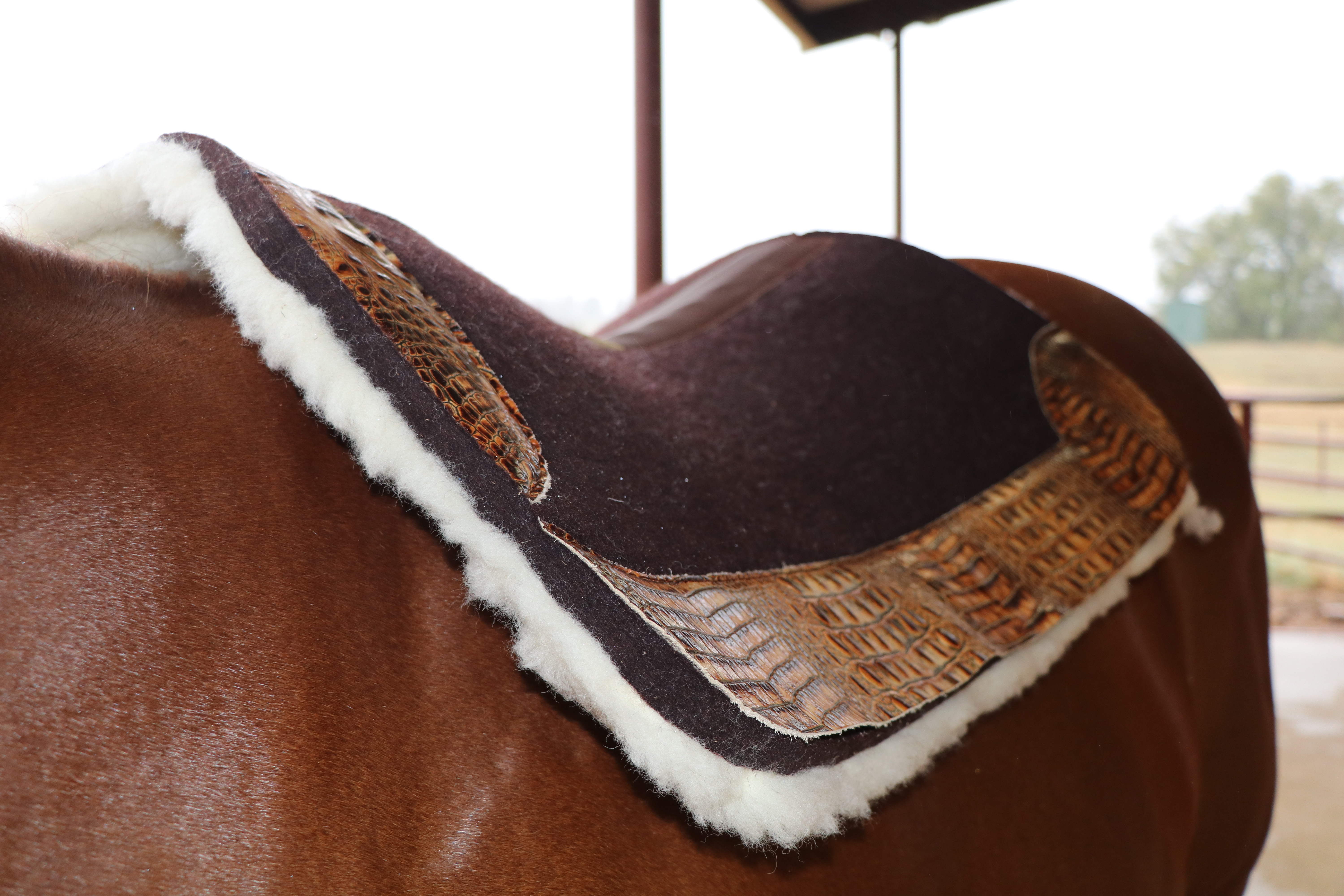 46 Inch Hilason Horse Saddle Fleece Synthetic Cinch Girth W/ Center D Ring Brown 