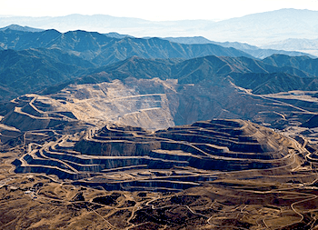 Huge Utah Mine