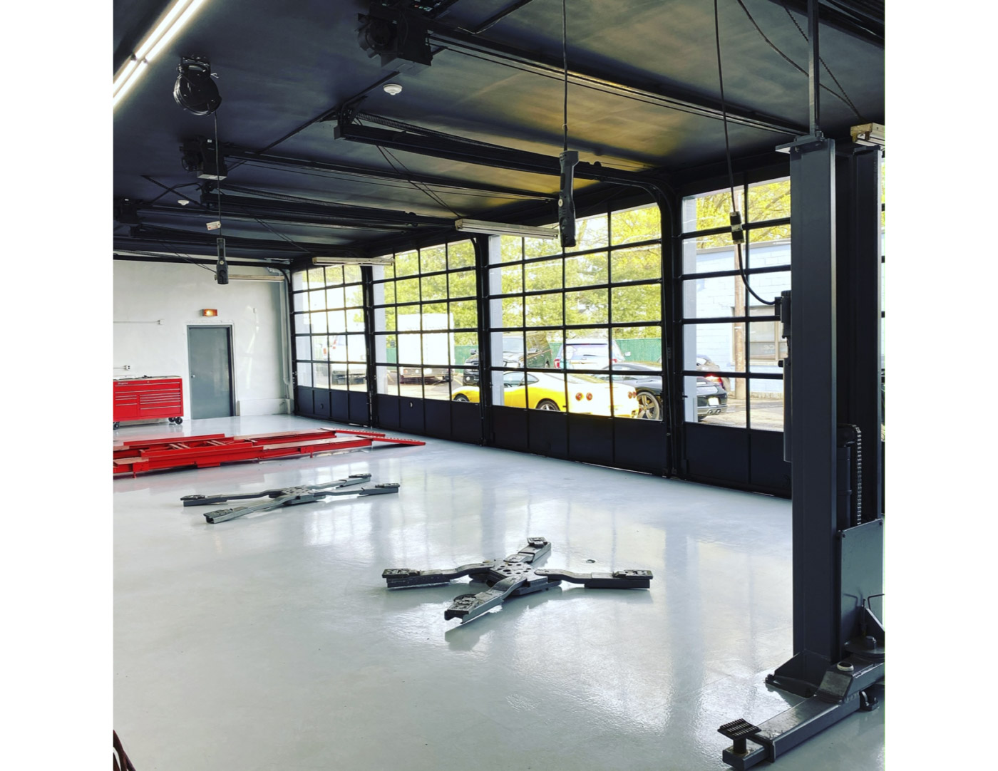 Industrial Epoxy Flooring For Auto Repair Shops
